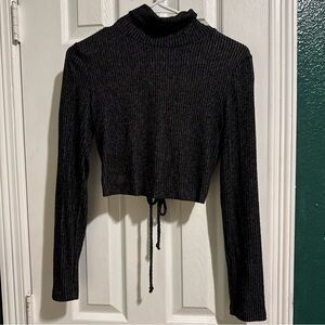 Elegant Black Ribbed Crop Top